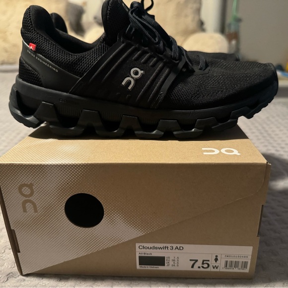 Women’s ON all black Cloudswift 3 AD, size 7.5, worn maybe twice - Picture 1 of 5